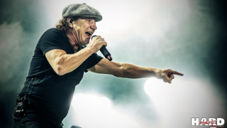 AC/DC • Une anecdote sur "You Shook Me All Night Long"