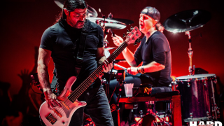 Robert Trujillo  • Le bassiste répond aux questions de "So What!"