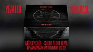 MÖTLEY CRÜE Le 40e anniversaire de l'album "Shout At The Devil"
